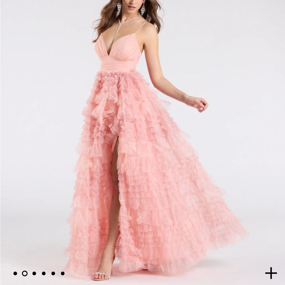 NEW Windsor Amabella Ruffled Glitter Tulle Ball Gown
